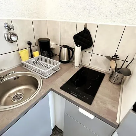 아파트 Modern & Cozy 1